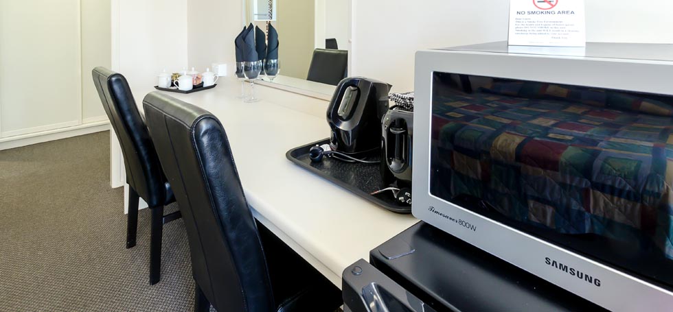 All of our rooms include a good size bathroom, LCD flat screen TV, Foxtel, FREE Wi-Fi internet, tea & coffee making facilities and microwaves.