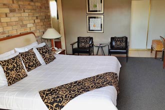 King 2 Bedroom Unit at Centre Point Mid City Motor Inn