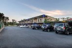On-site parking is available at Centre Point Mid City Motor Inn. On-site parking is available at Centre Point Mid City Motor Inn - Warwick QLD